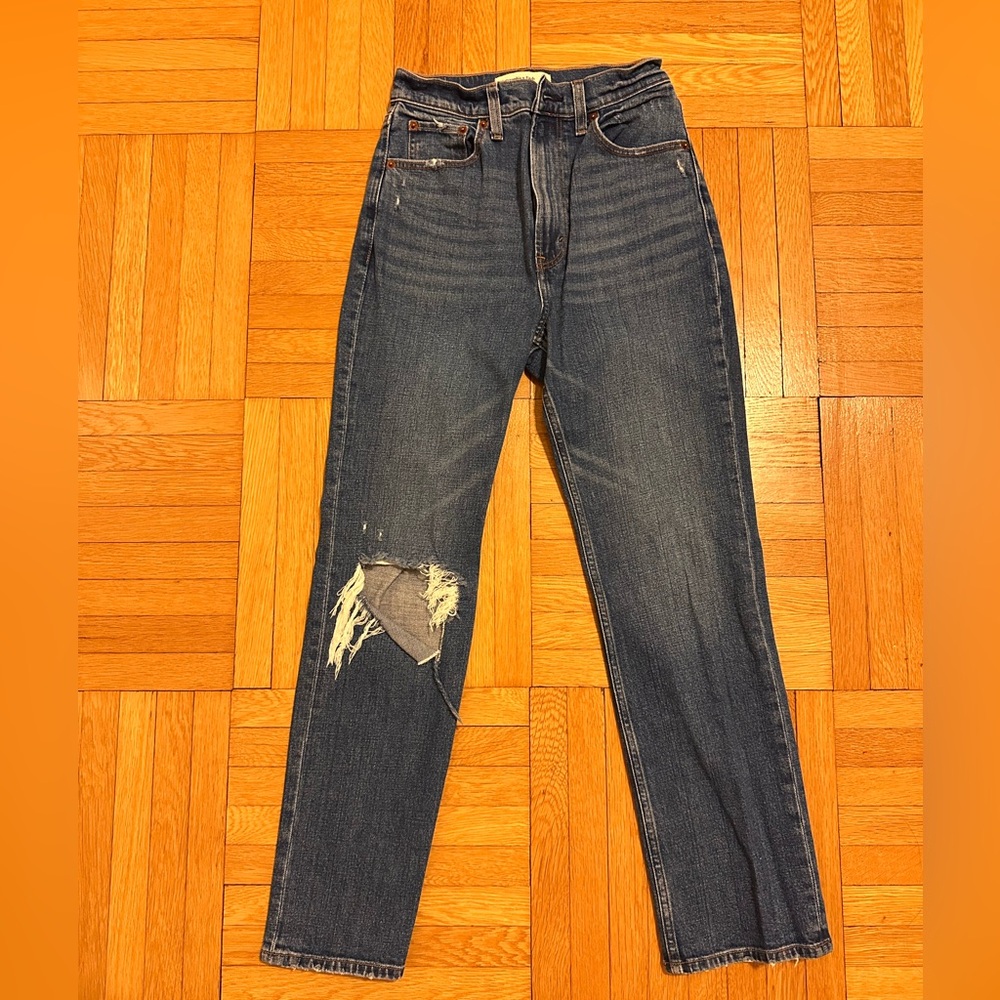 Abercrombie Ankle Straight Ultra High Rise